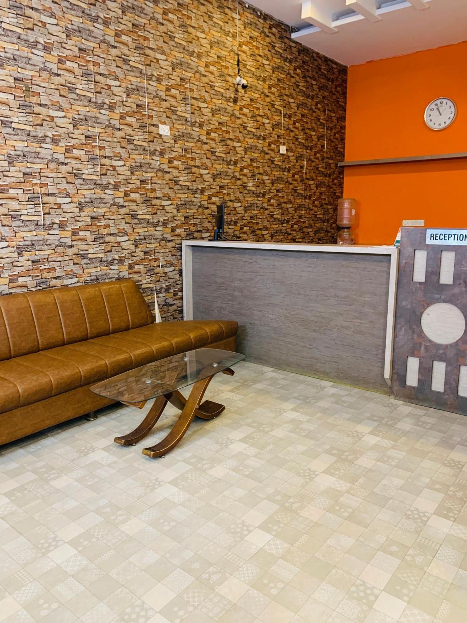 Western Silicon Hotel Kammasandra 외부 사진