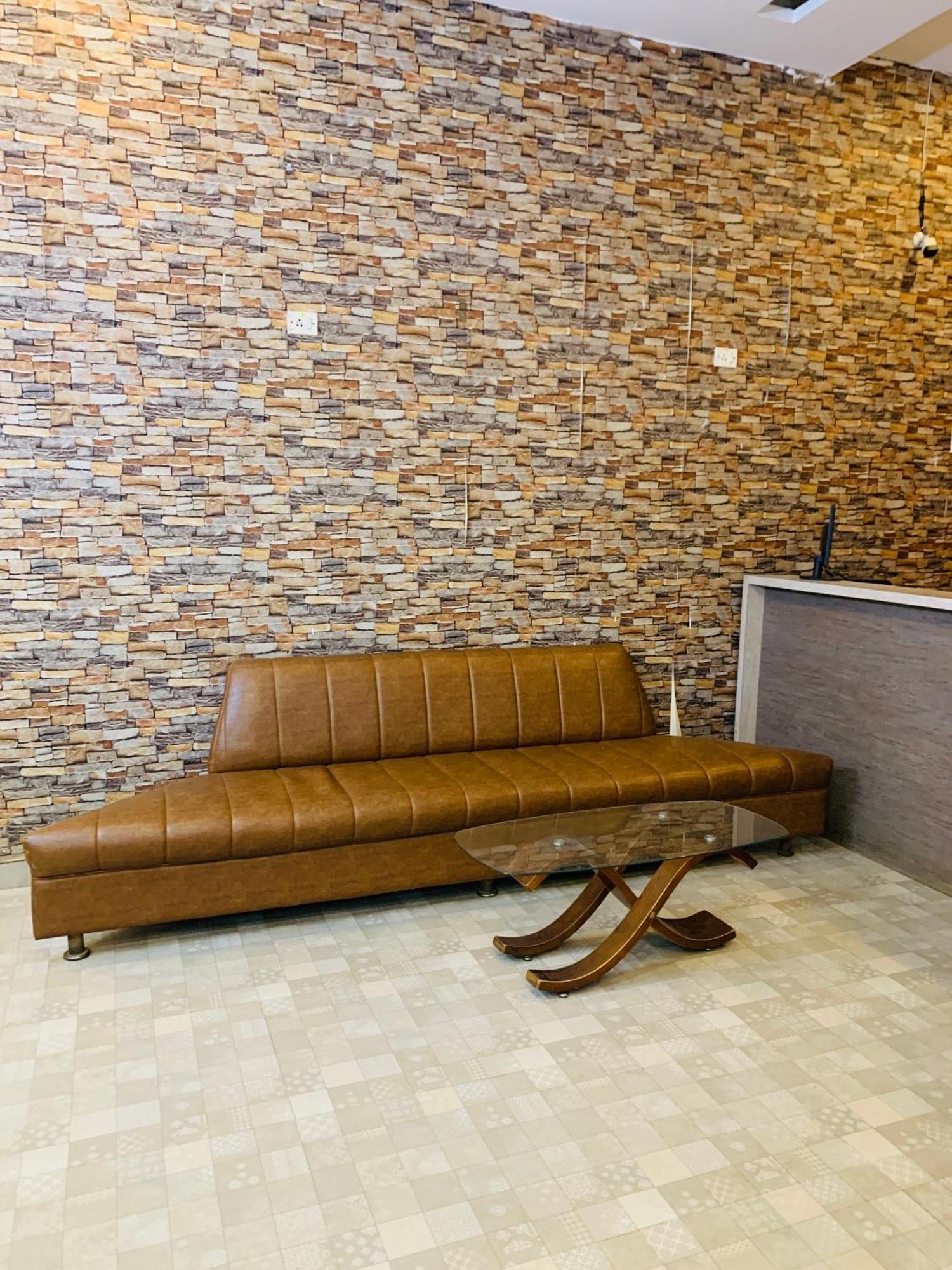 Western Silicon Hotel Kammasandra 외부 사진