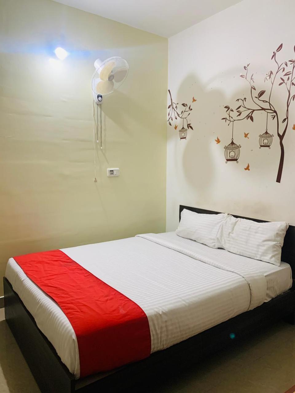 Western Silicon Hotel Kammasandra 외부 사진