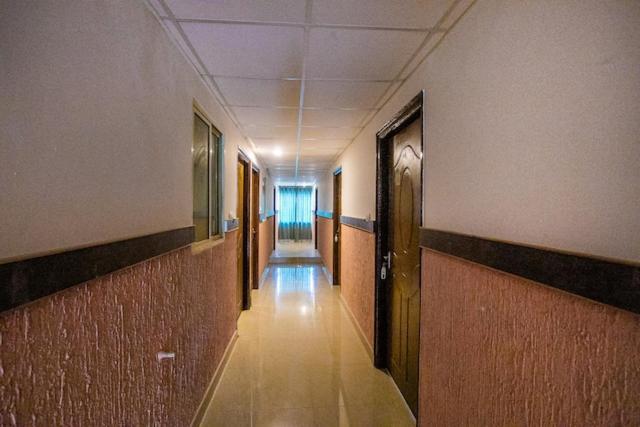 Western Silicon Hotel Kammasandra 외부 사진