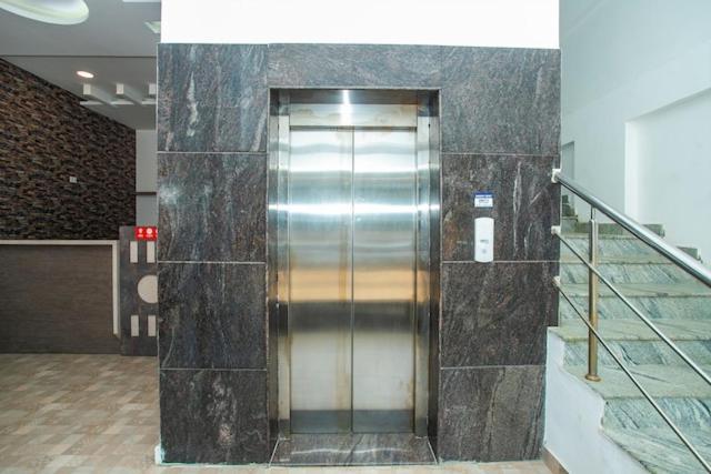Western Silicon Hotel Kammasandra 외부 사진
